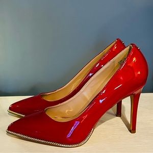 New in Box BCBG Lipstick patent leather red heels